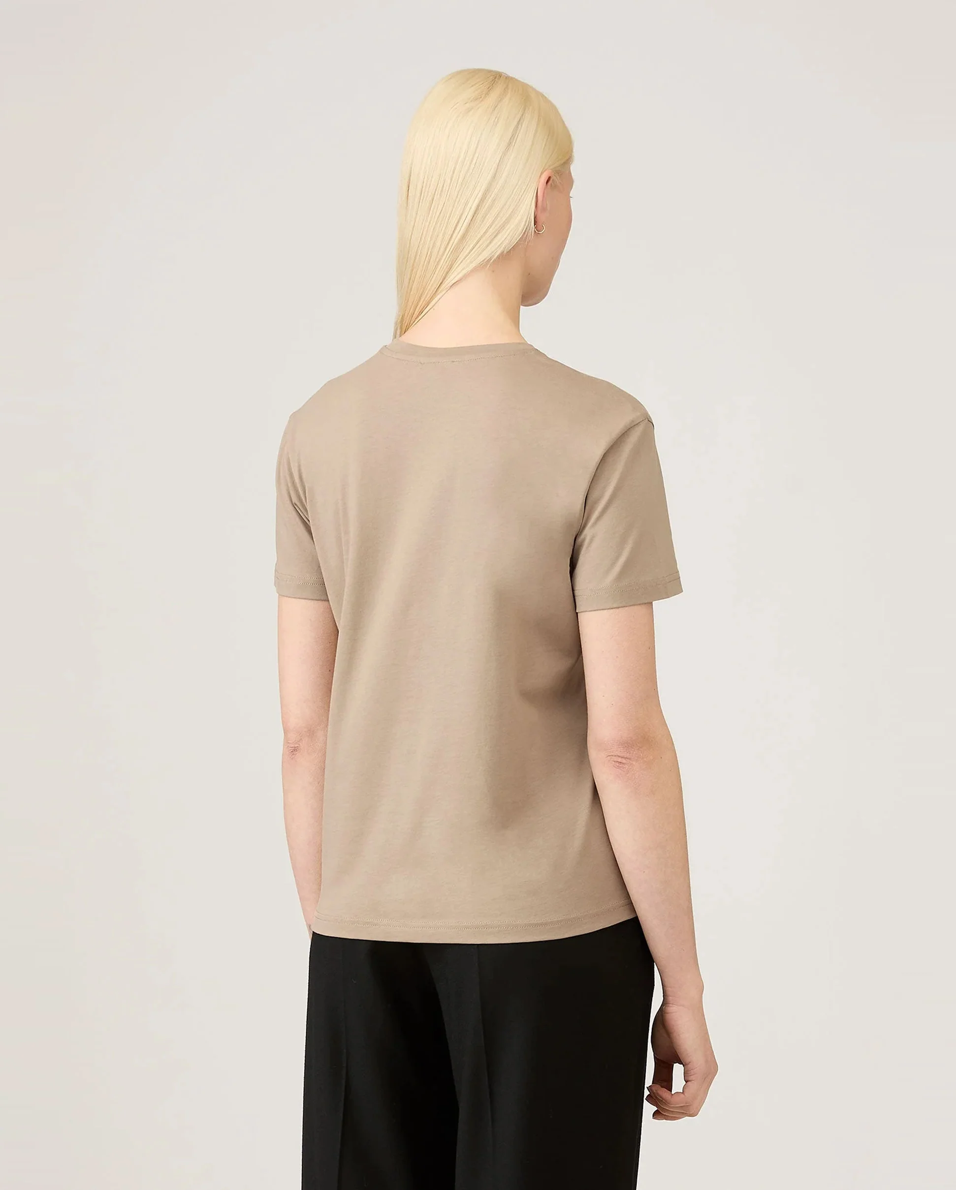 BOY-FIT CREW NECK T-SHIRT / MINK - Image 3