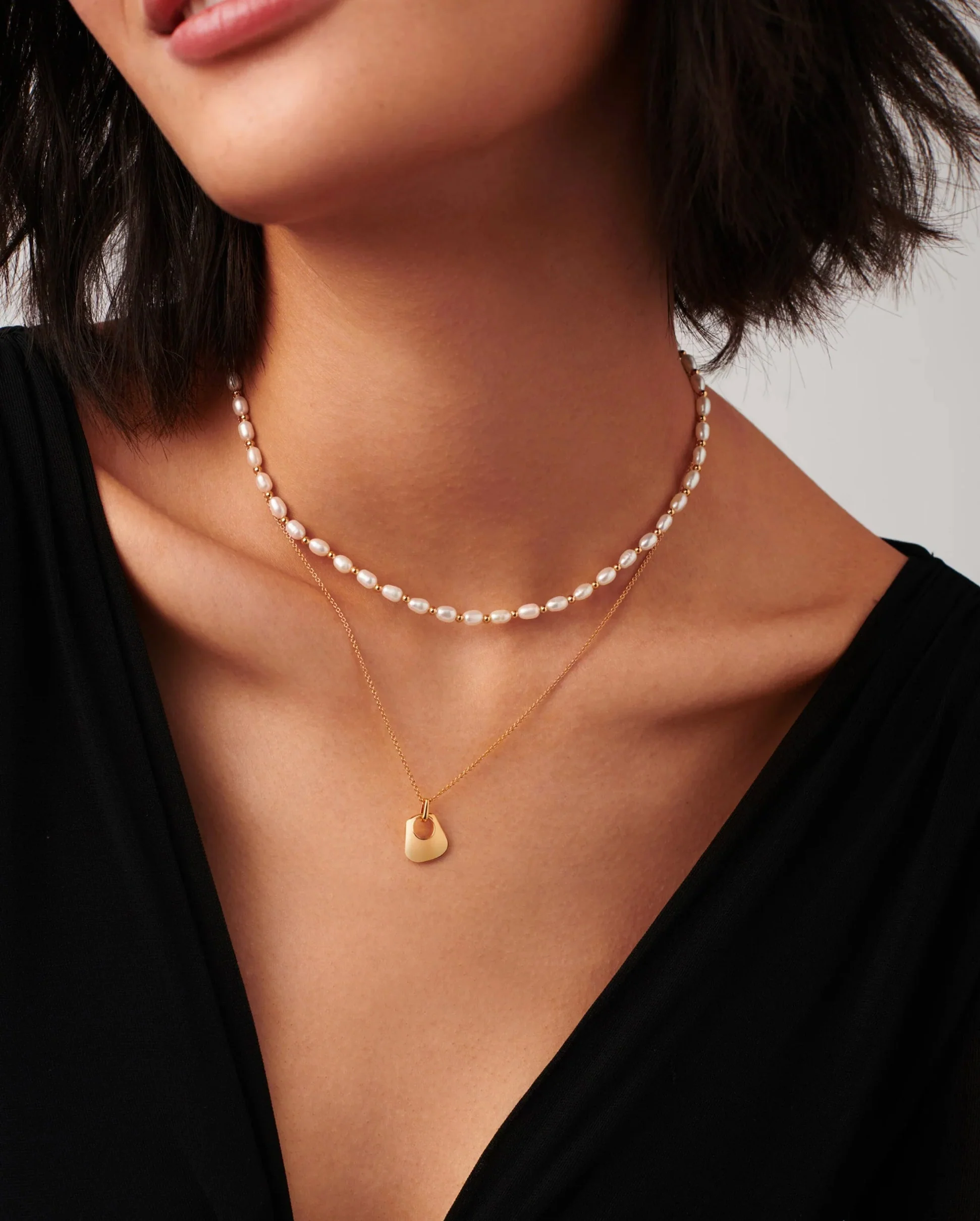 HERA RIDGE MINI PENDANT NECKLACE / GOLD - Image 2