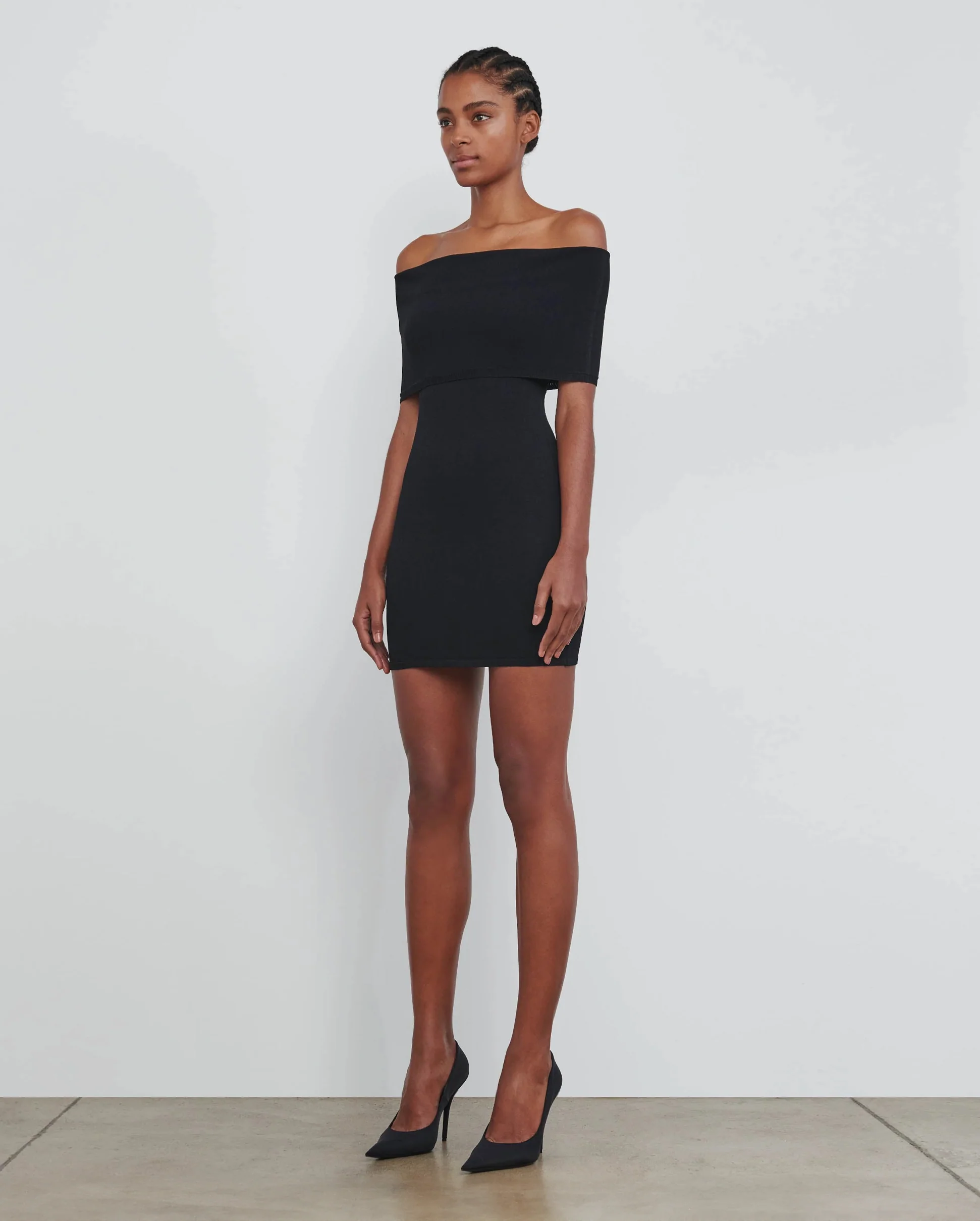 OFF SHOULDER MINI DRESS / BLACK - Image 2