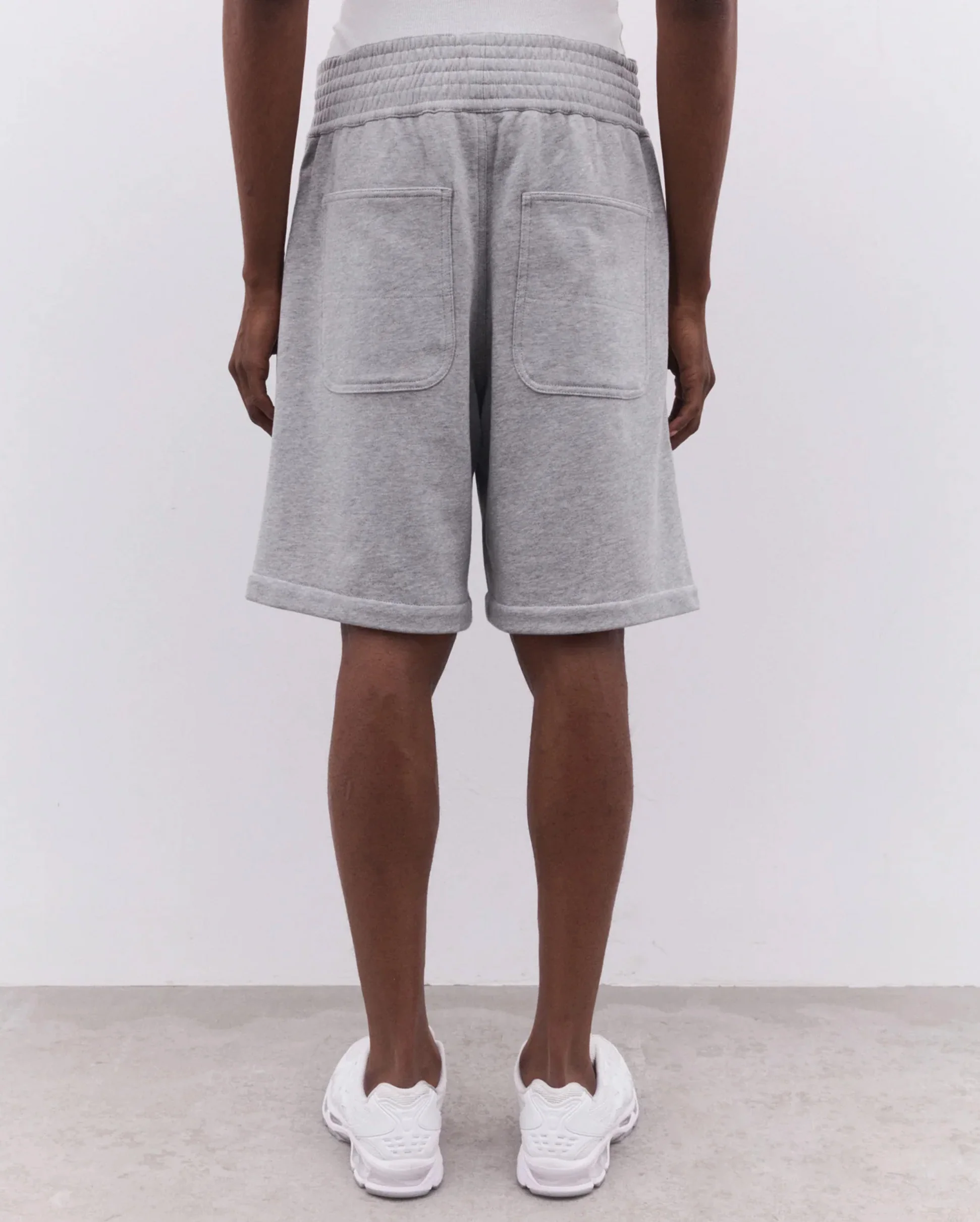 P002 SHORTS / TOP GREY - Image 4