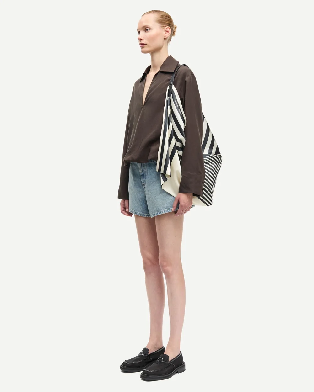 SADAPHNE SHIRT 15262 / MULCH - Image 4